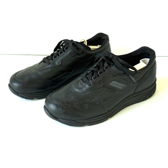 SAS Tour Black Lace Up Sneakers - Size 8.5 Wide - Excellent Condition with Box - Picture 3 of 7